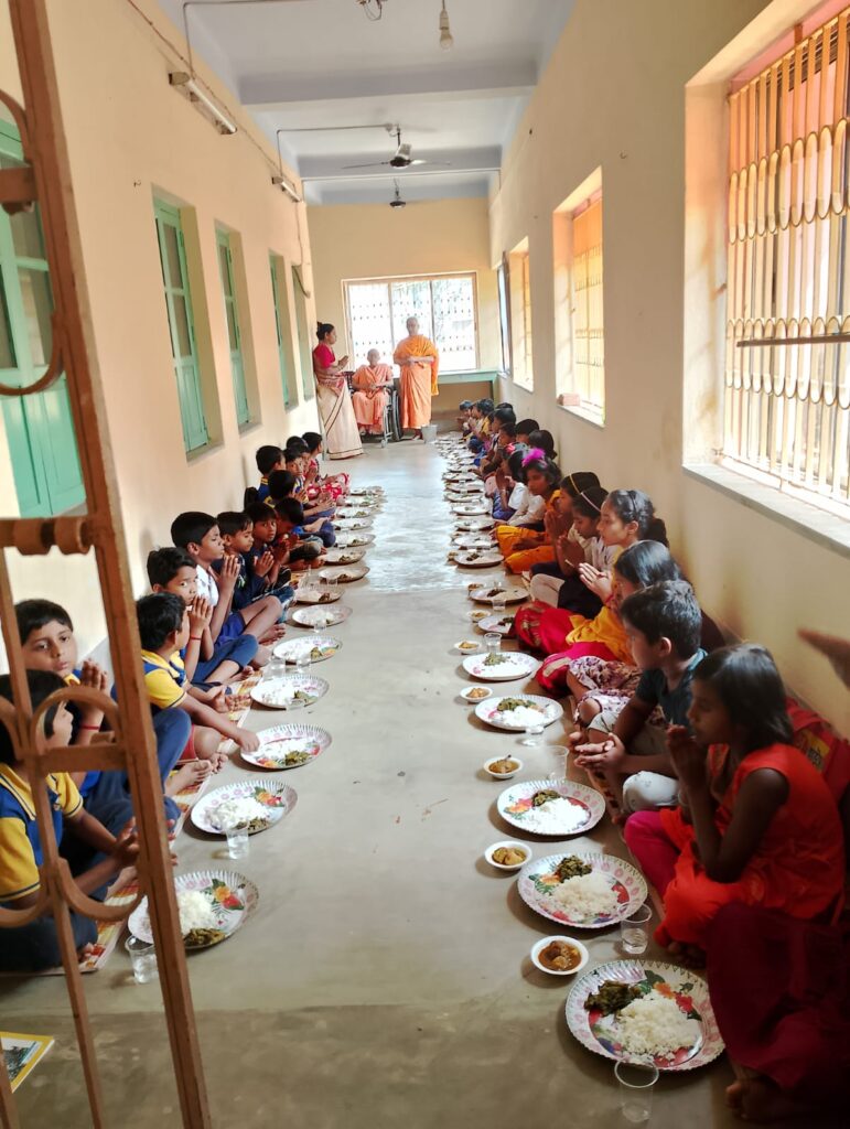 "Sib Jyane Jib Seva" at Sarada Mission East Midnapore